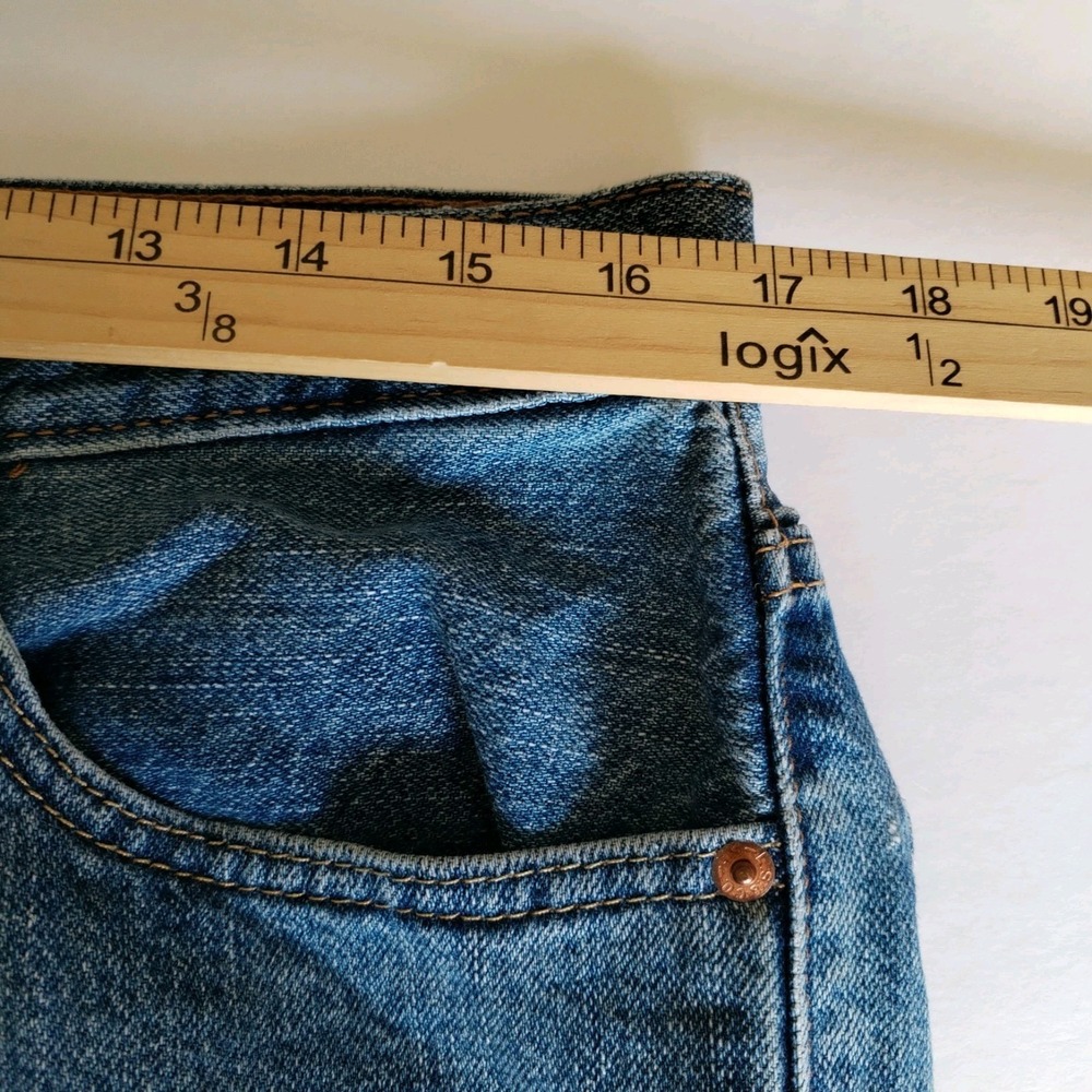 Levi's 550 Relaxed Fit Men's Size 34 Denim Jean Shorts Blue Cotton Light Wash - Picture 6 of 8